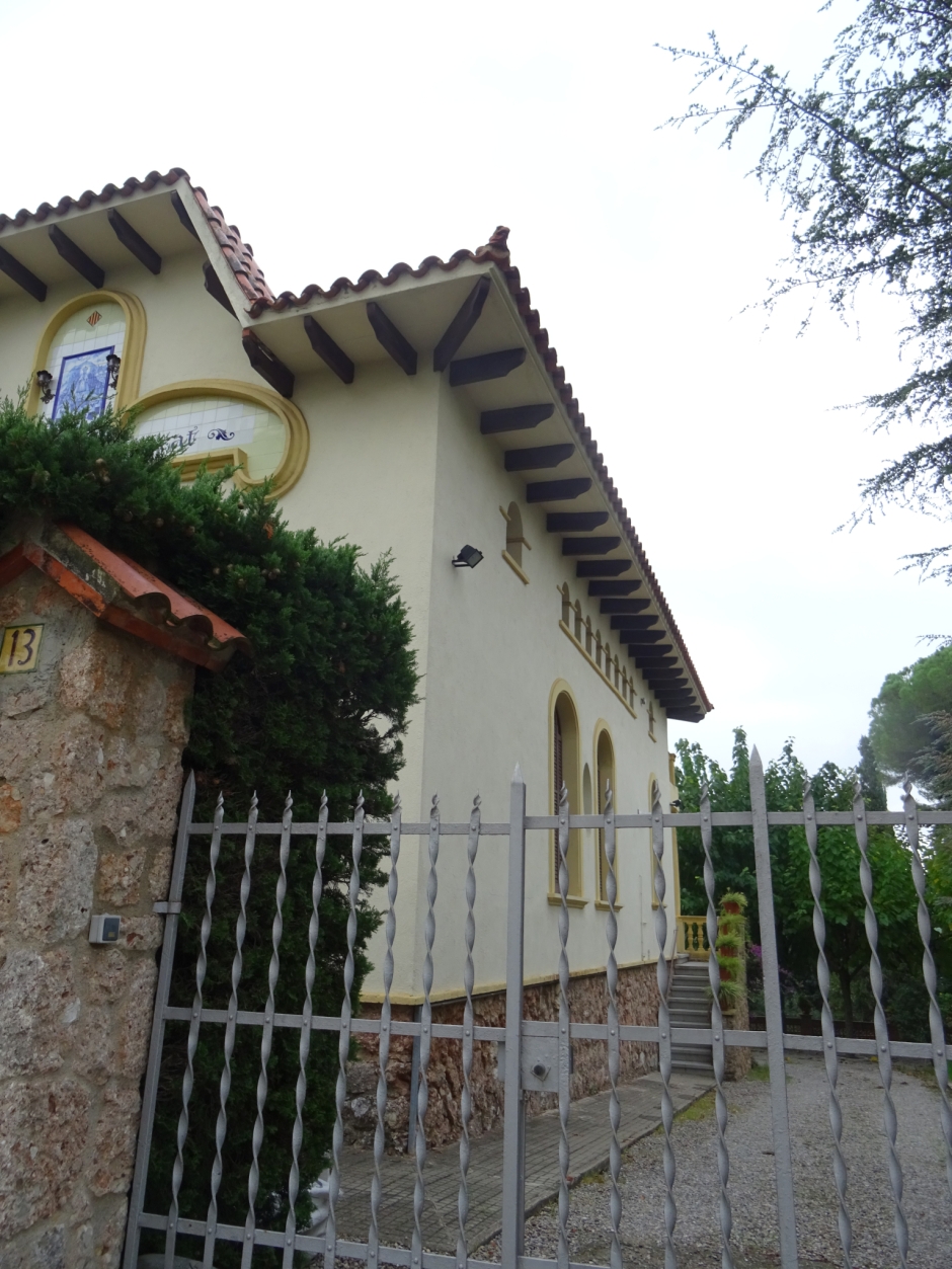 Façana lateral del Xalet Montserrat.