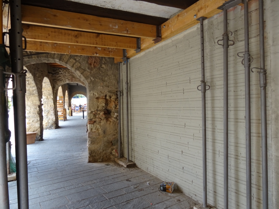 Sota porxada de la Posada Nova (Cal Brinca).