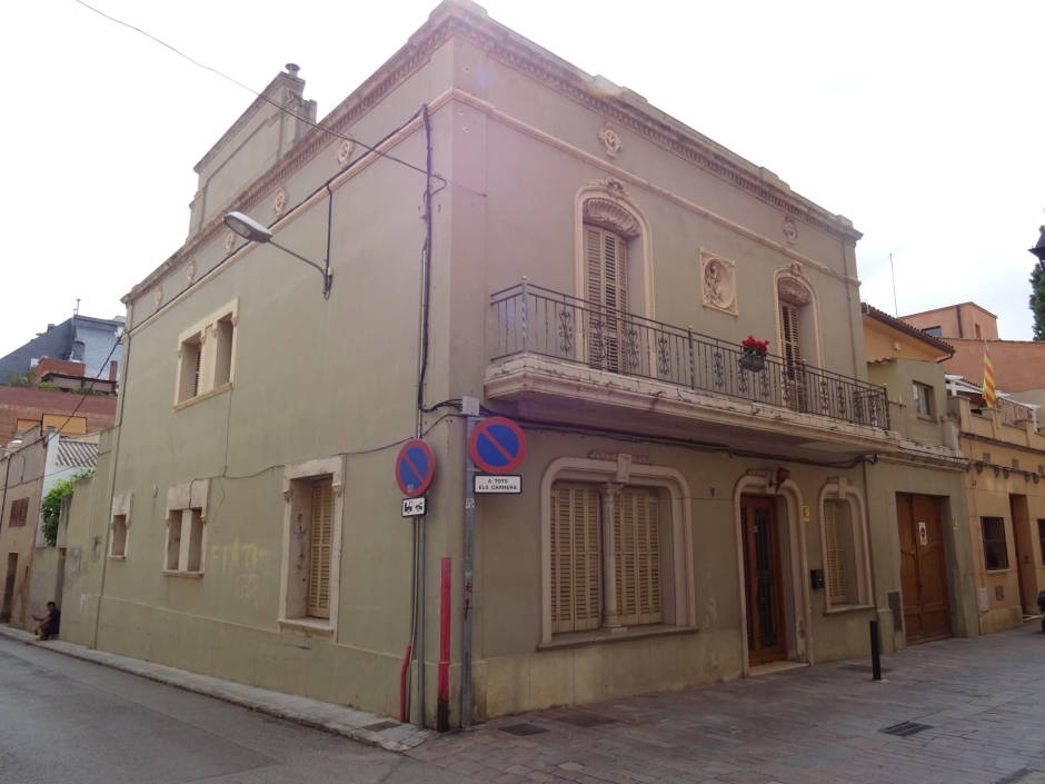 Casa del carrer Viñolas número 7.