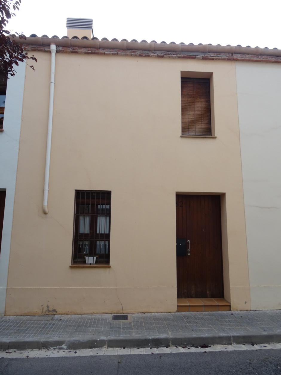 Façana d'una casa del conjunt de Tomàs Musella.
