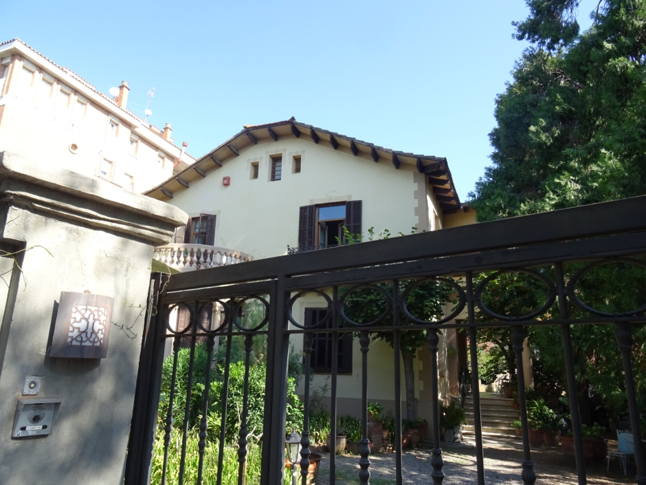 Façana principal del xalet de Juli González.