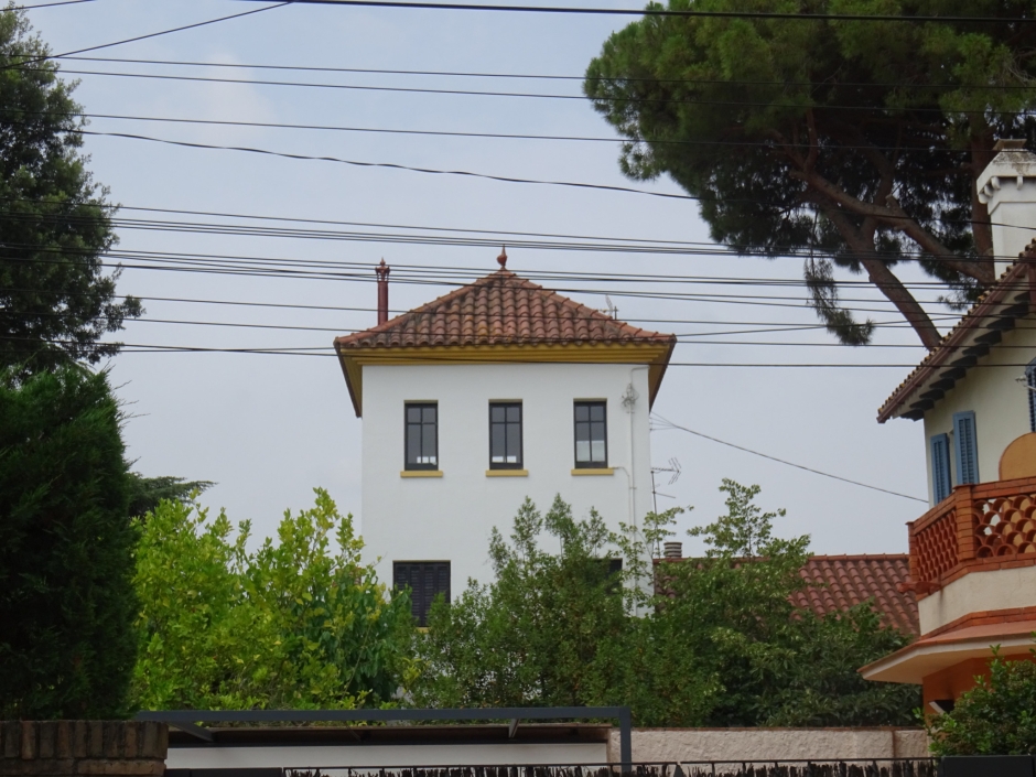 Torre del xalet al carrer Bergara núm. 26 (Villa Josefina).