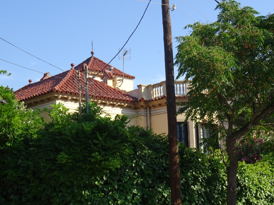 Detall de les teulades del xalet de Manuel Reverter.