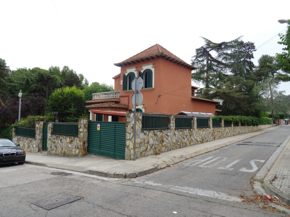 Xalet al carrer d'Antoni Caballé número 5.