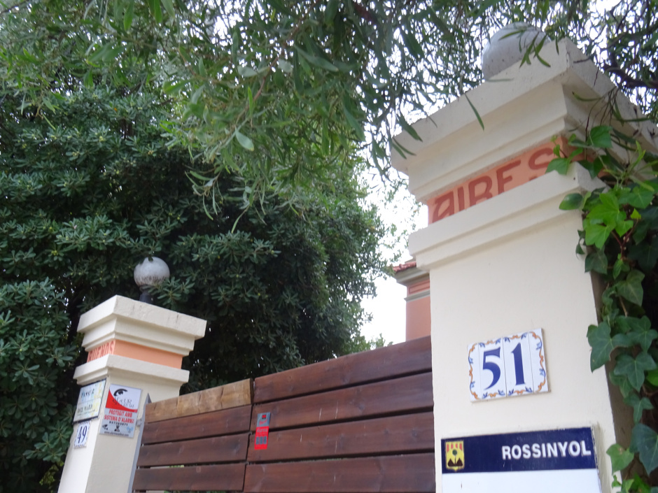 Cancell de la casa Buenos Aires.