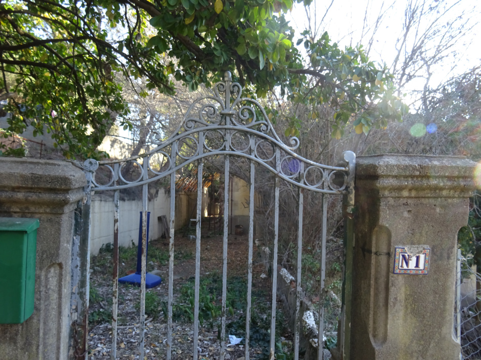 Cancell del xalet de Gaietà Tarruell V.