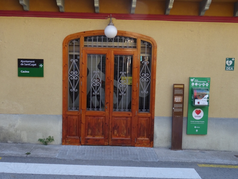 Entrada al Casino de la Floresta.