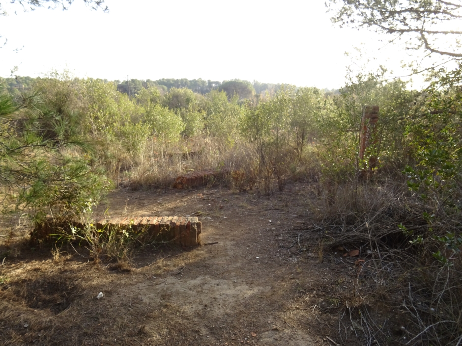 Restes de la Bòbila Pahissa.