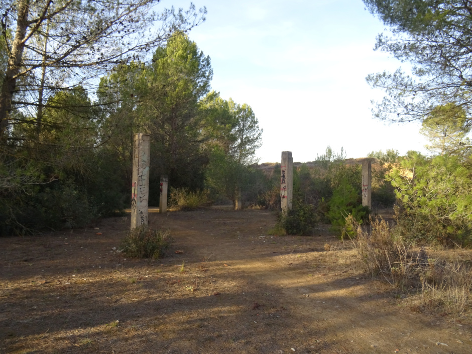 Restes de la Bòbila Pahissa.