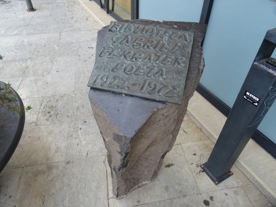 Placa Biblioteca Gabriel Ferrater