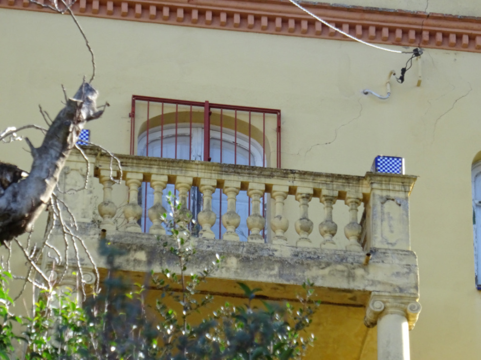 Detall del balcó de la casa d'Isidre Guardiola