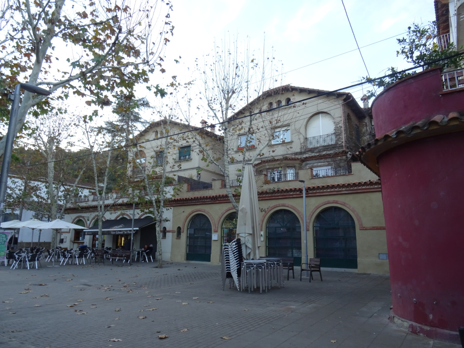 Cases dels germans Ros.