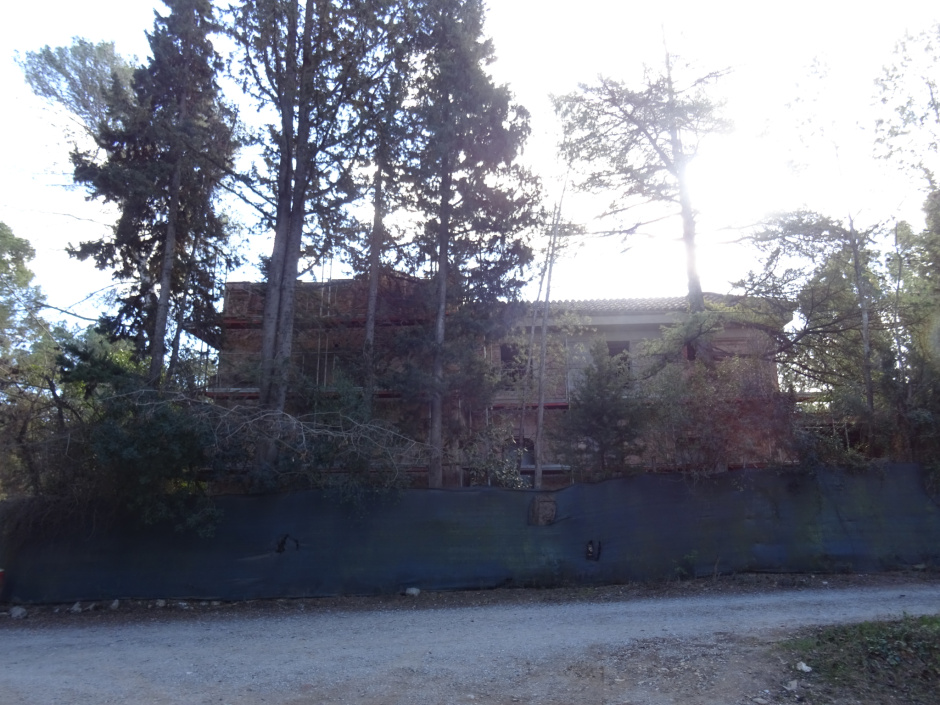 Xalet al passeig Calado cantonada carrer de l'Infant.