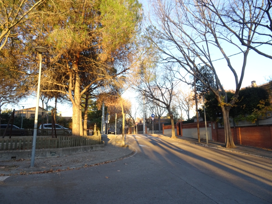 El carrer Aragó on es van localitzar les sepultures de Mas Janer.