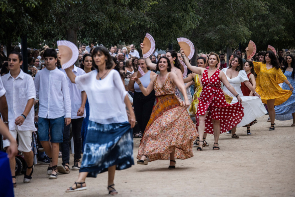Ball del Paga-li, Joan (Ajuntament de Sant Cugat del Vallès, 2003)
