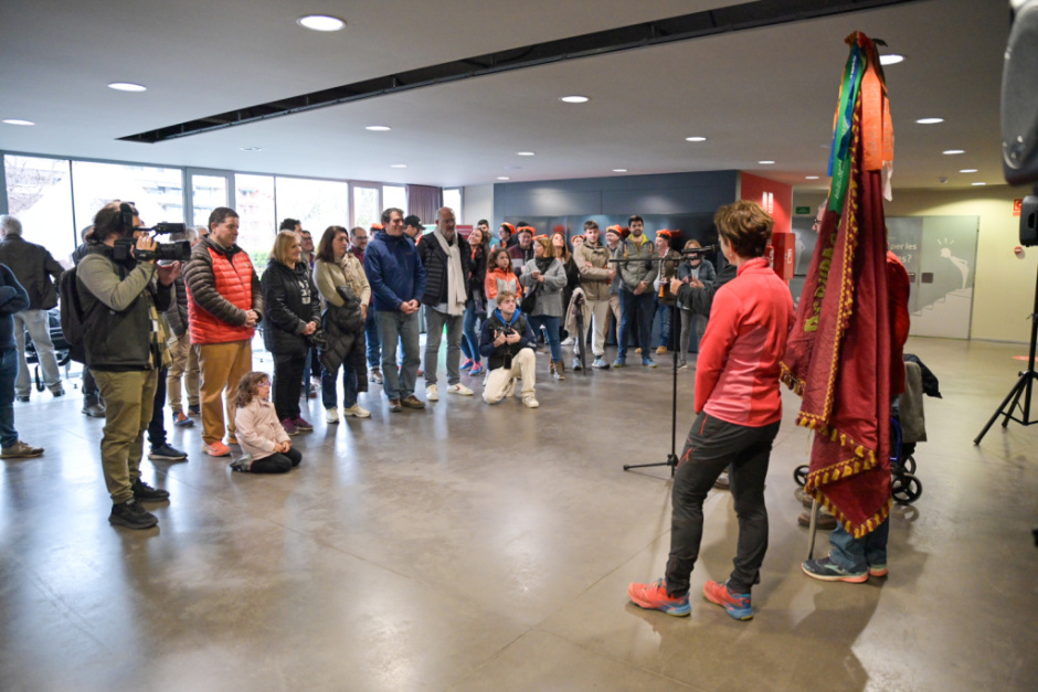 Recepció de l'alcalde als banderers de l'entitat sardanista de Sant Cugat (Ajuntament de Sant Cugat del Vallès, any 2024)
