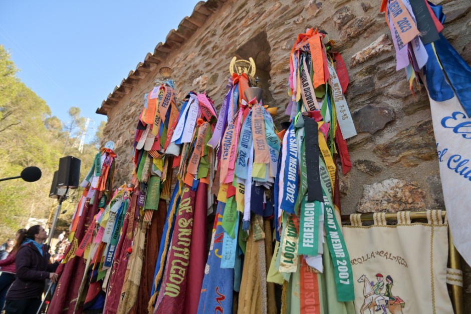 Llaçades de les colles de Sant Medir (Ajuntament de Sant Cugat del Vallès, any 2024)