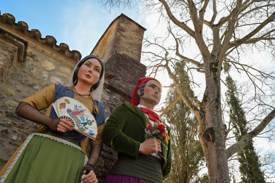 Els gegants de Sant Cugat a l'ermita (Ajuntament de Sant Cugat del Vallès, any 2024)