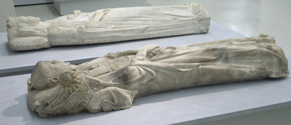 Figura jacent d'un clergue (Museu Nacional d'Art de Catalunya MNAC)