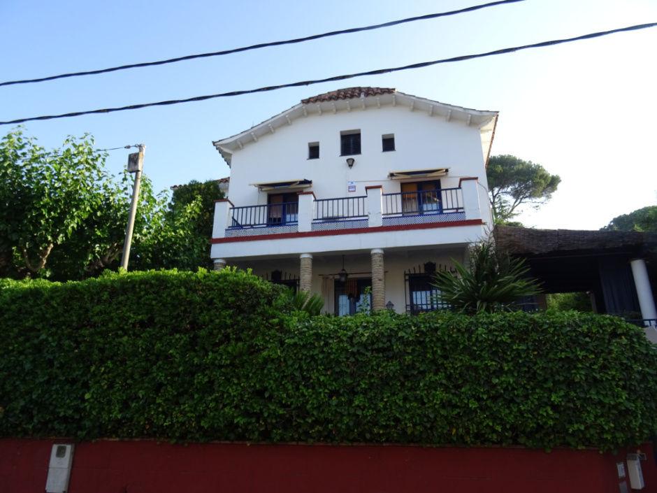 Xalet de l'avinguda Ramon Escayola número 106