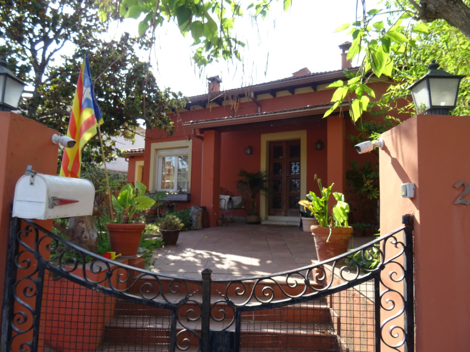 Casa de l'avinguda de Can Monmany número 27