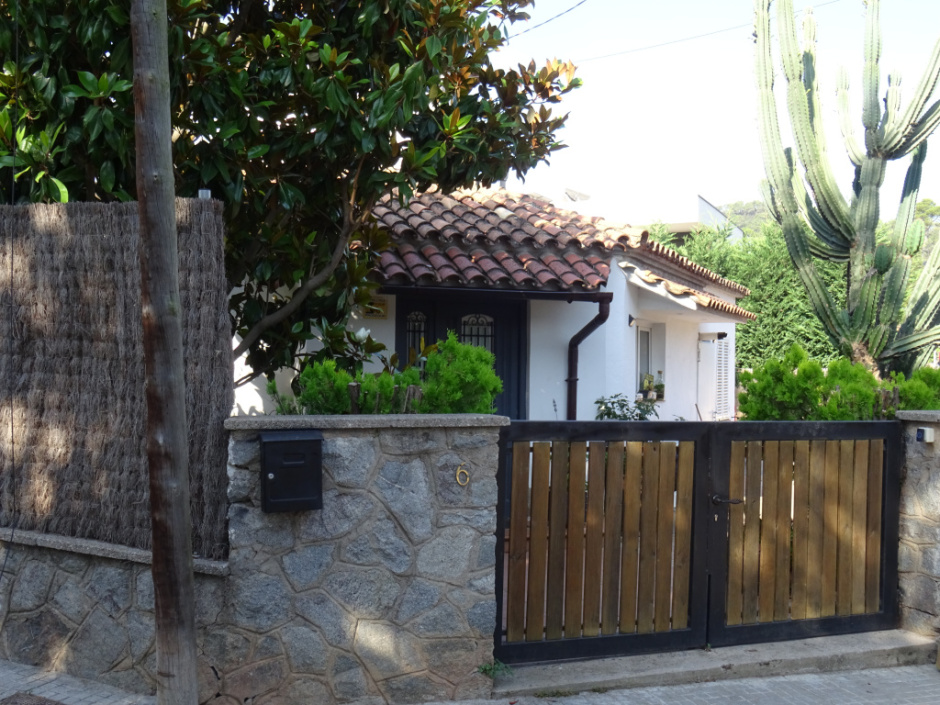 Casa del passeig de l'Arbre número 25