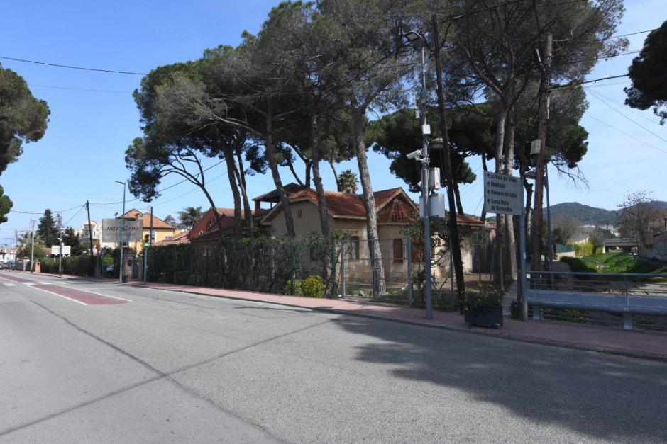 Vista general en relació a la trama urbana.