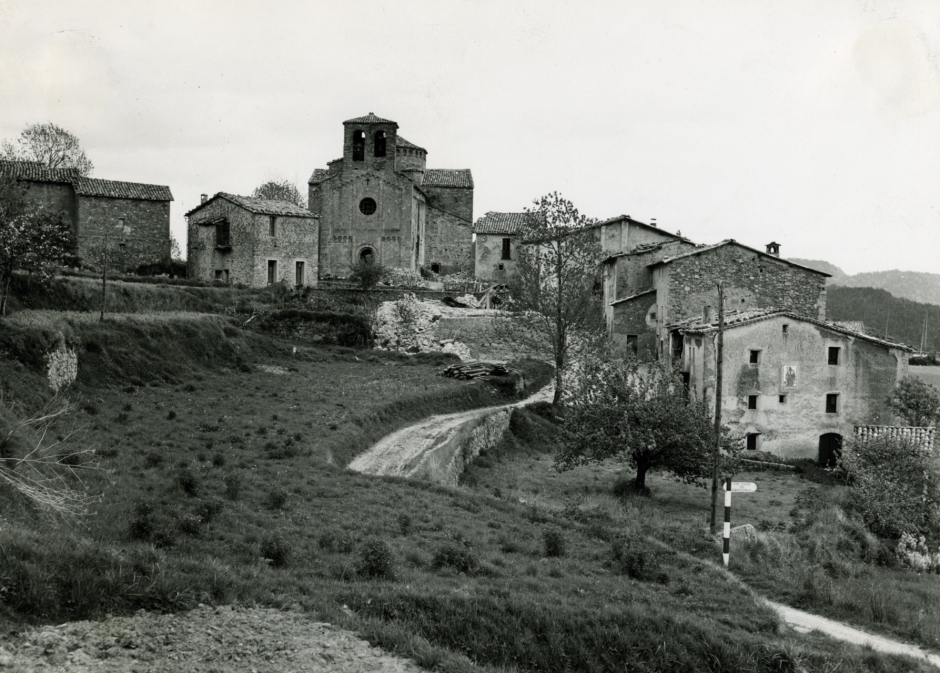 Antic traçat del camí ral a l'entrada al nucli urbà, Arxiu DIBA 1962