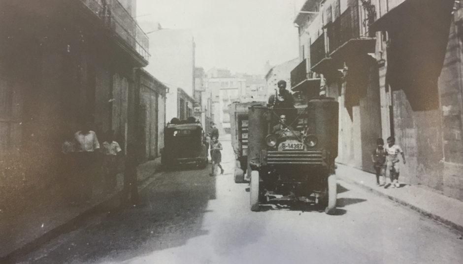 Tractomòbil a Súria procedent de la mina Alícia Nova de Vila-rasa, Arxiu J. Rota. 