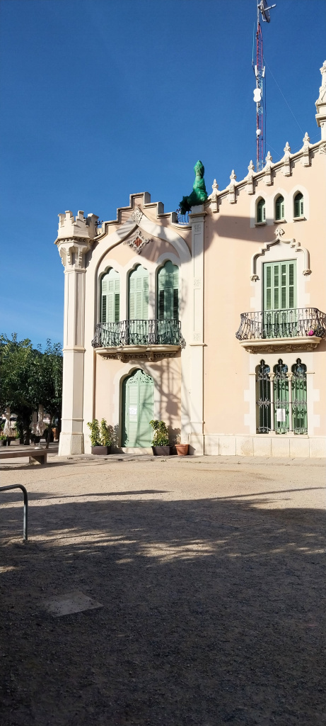 Vista detall façana principal.