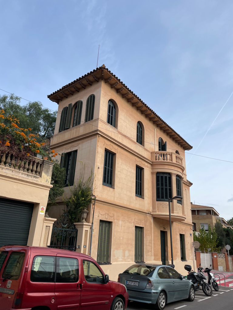 Vista general de la façana.