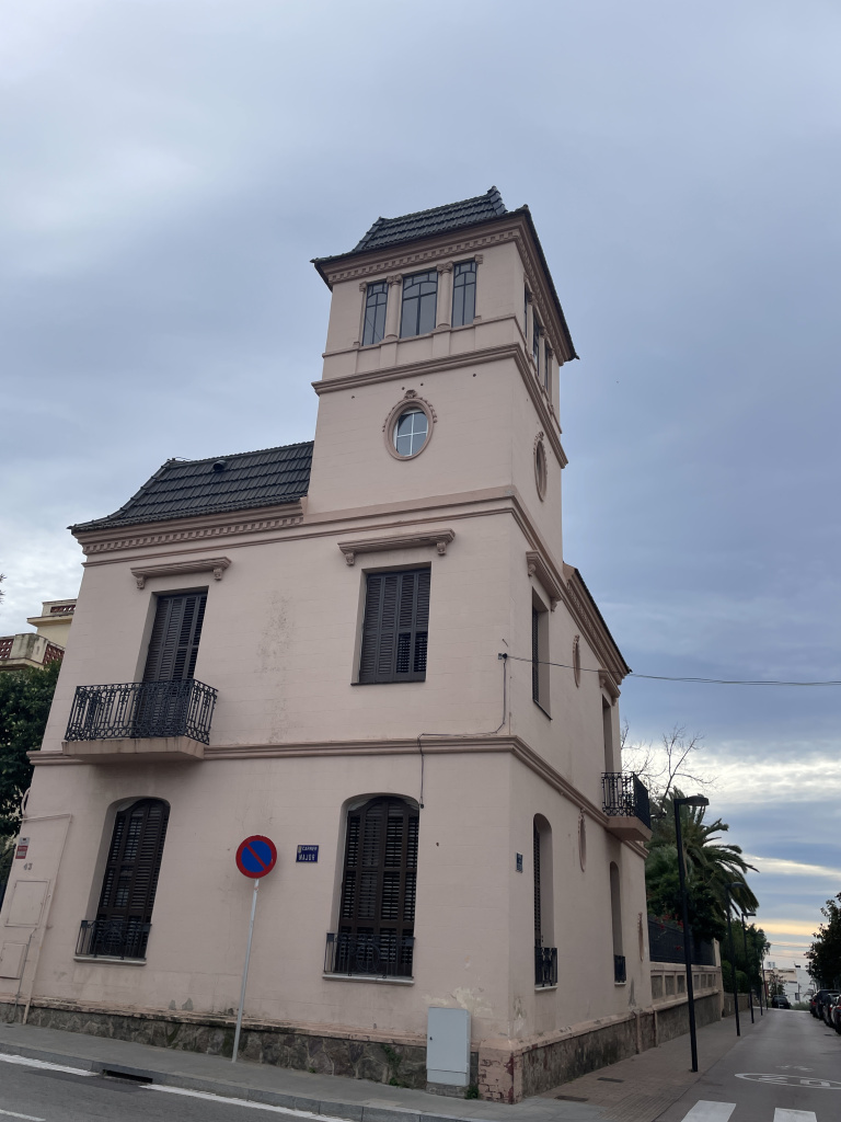 Vista general de la casa Bassols.