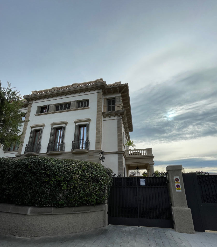 Vista general de la façana.