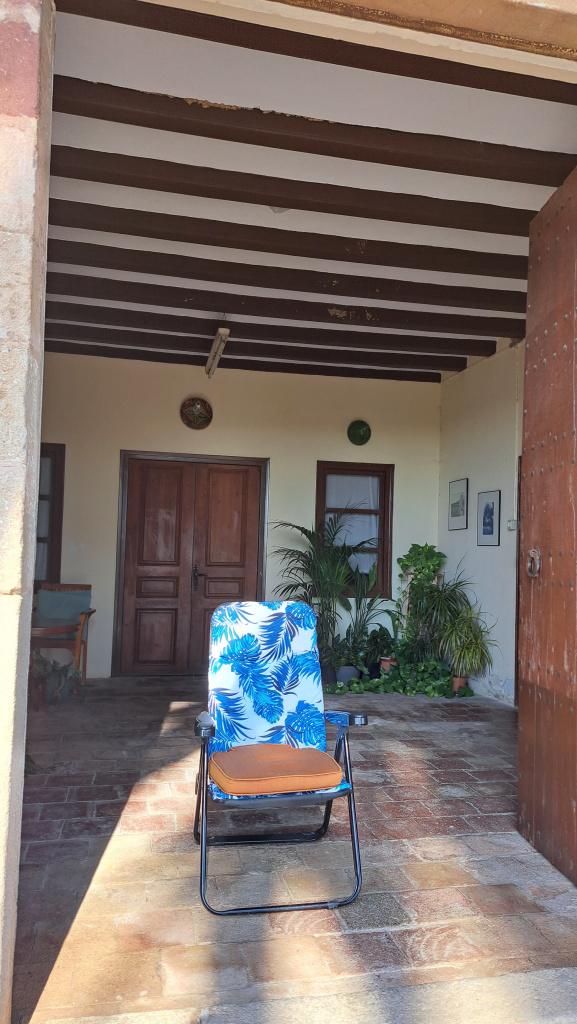 Vestíbul d'accès a la casa.