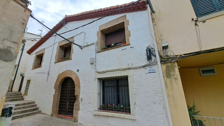 Vista general de la façana.