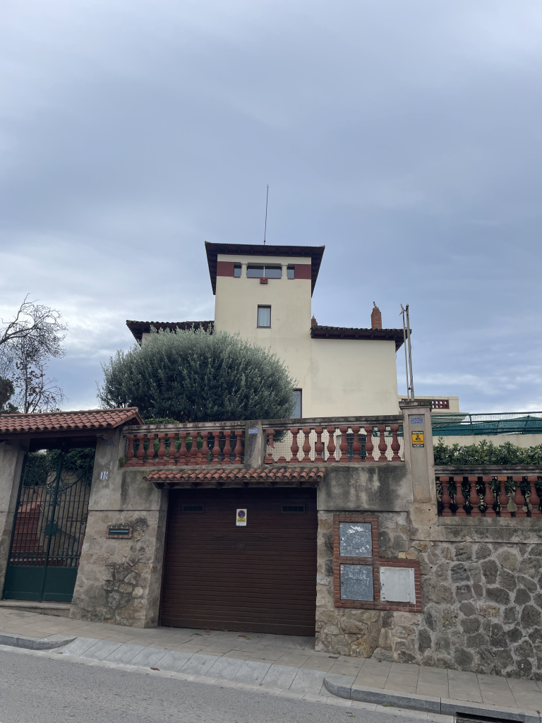 Vista general de la façana.