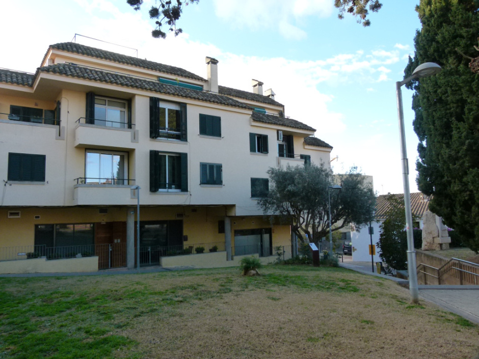 Vista de la plaça de Jacint Verdaguer.
