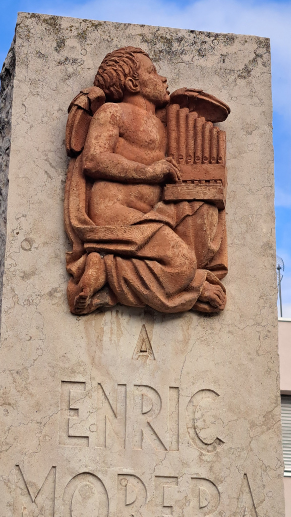 Detall de la placa de terracota de Solanich.