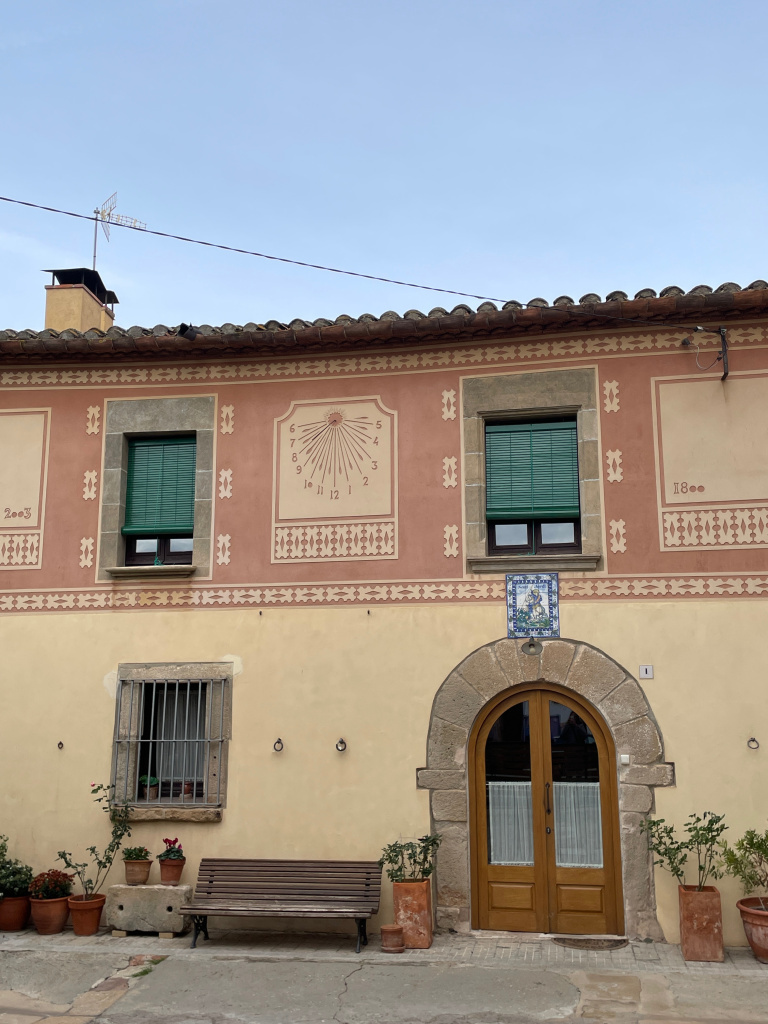 Vista general de la ubicació del rellotge.