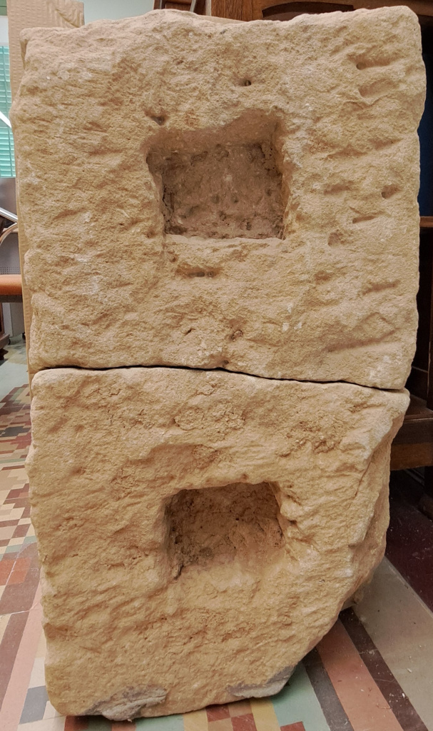 Làpida. Font: Arxiu Municipal de Sant Just Desvern