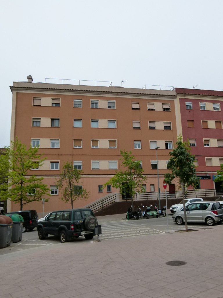 Vista general dels blocs de pisos del Gazulla.