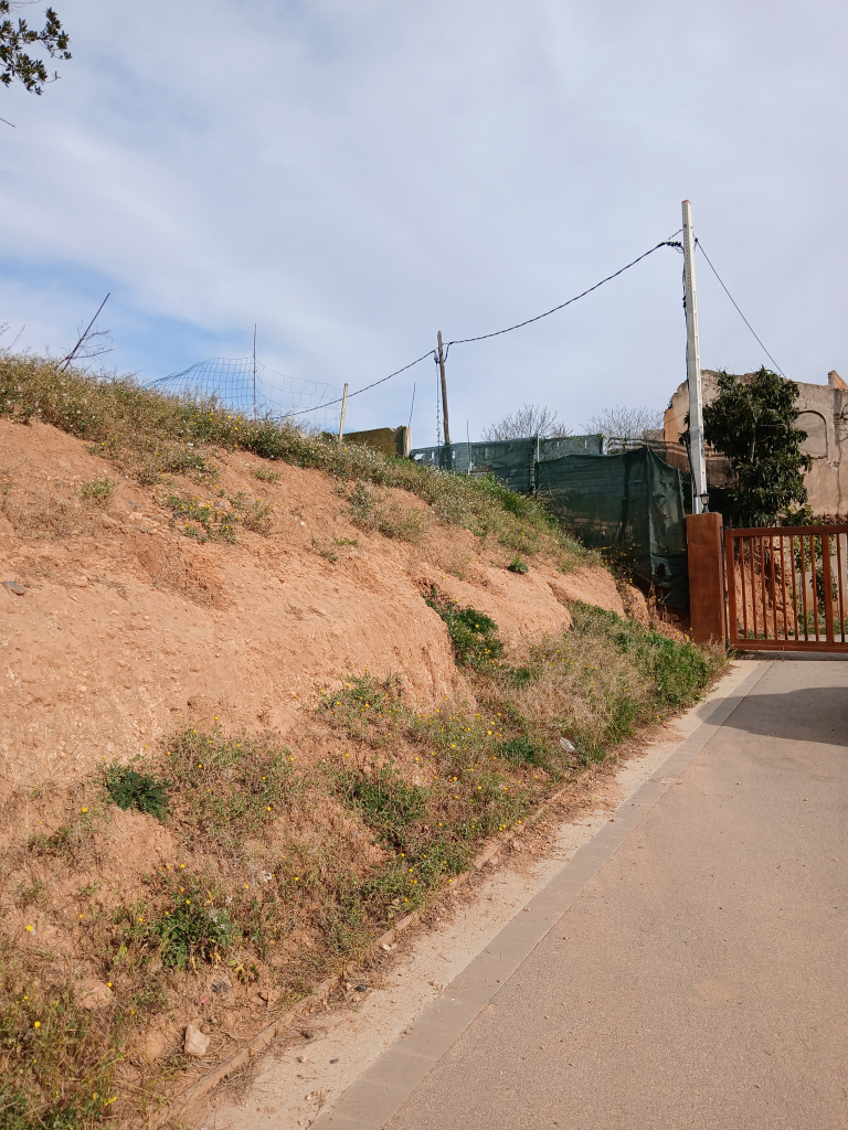 Vista general de l'emplaçament del pou de registre.