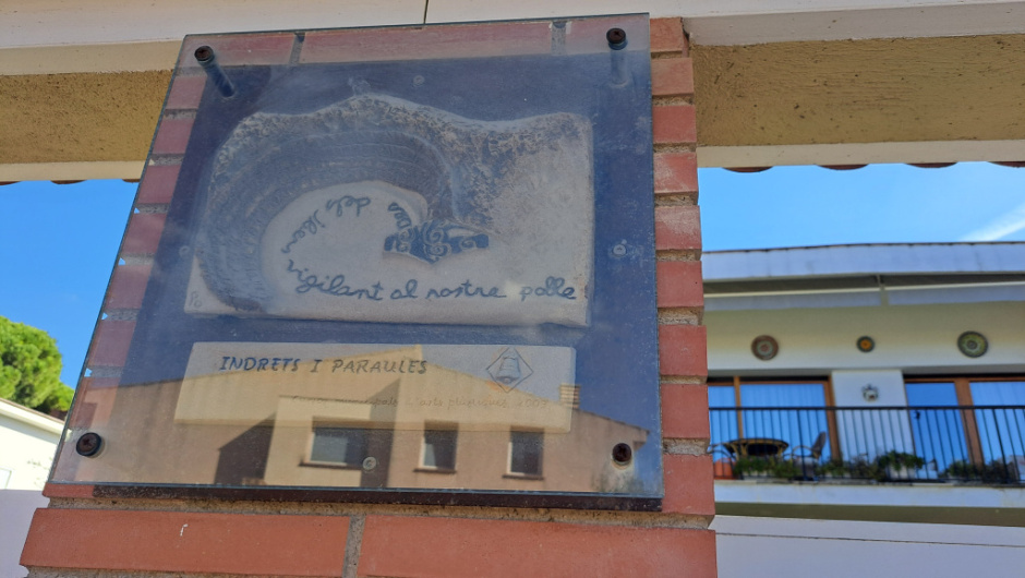 Vista detall del plafó.