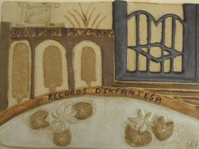 Plafó original realitzat per Lourdes Puig. (Autors: Carme Malaret i Miquel Almela).