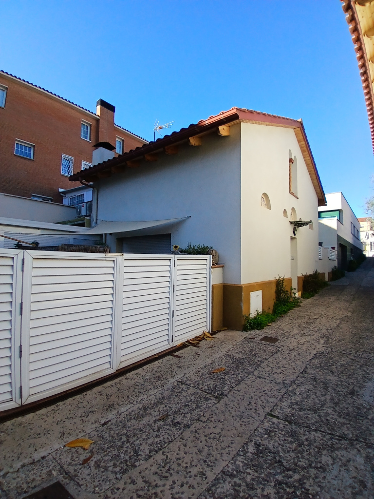 Vista general de la façana.