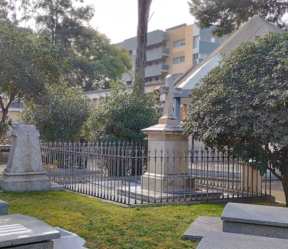 Vista posterior del panteó.