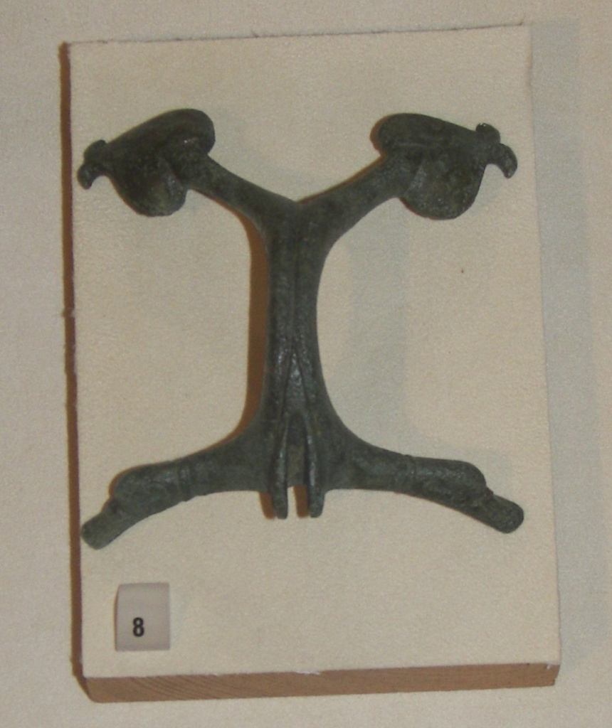 Nansa de bronze d'un recipient metàl·lic provinent de la Bigorra. Mireia Andújar Masid / Museu d'Història de Sabadell