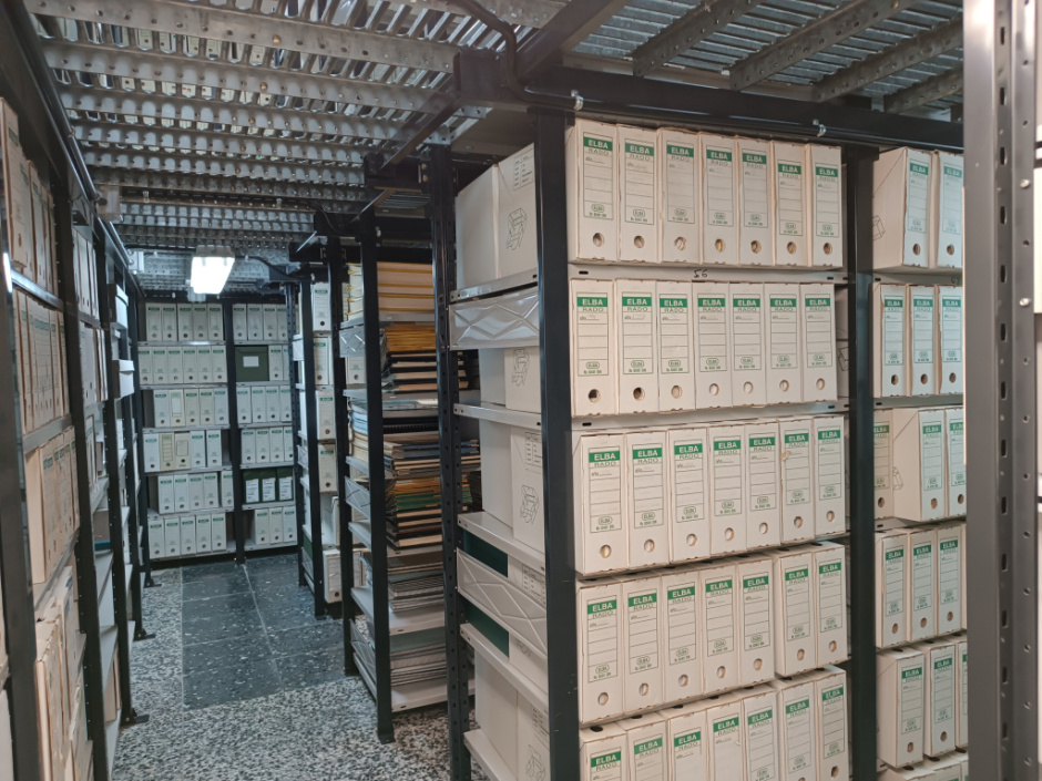 Part de l'arxiu ubicat als baixos de l'Ajuntament