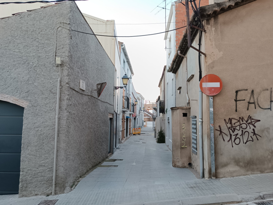 Vista des del carrer Sant Isidre