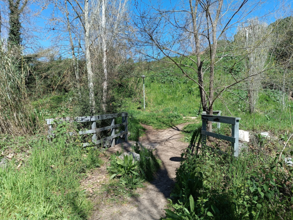 Pont per damunt la riera